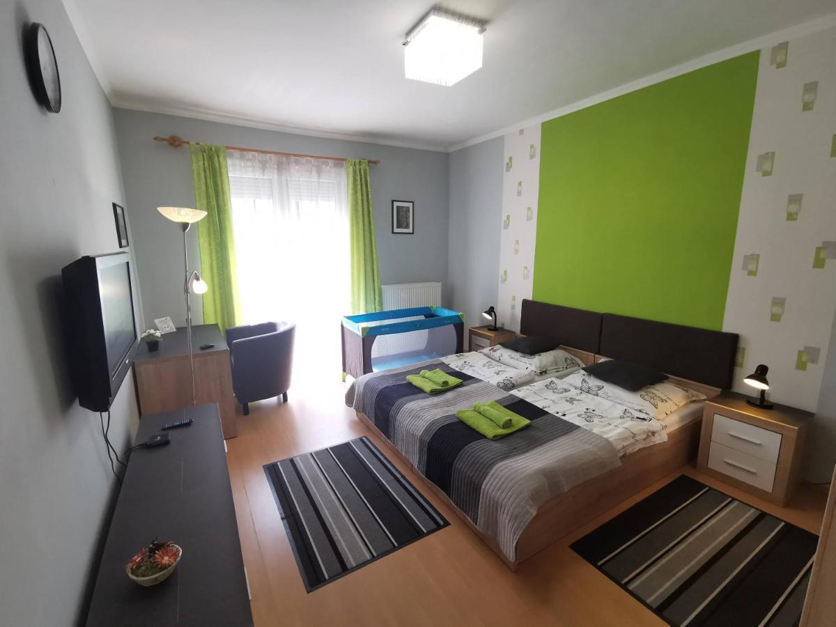 Smart Szallas Apartman ميسكولك المظهر الخارجي الصورة